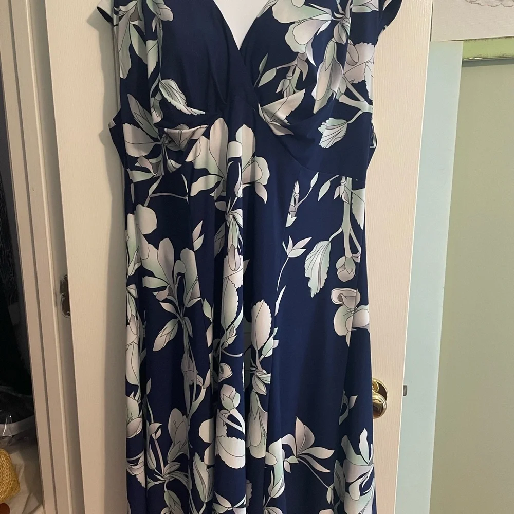 Chaps Navy and White Floral Maxi Dress - Picture 1 of 4
